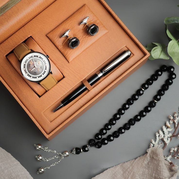 طقم هدايا فاخر للرجال